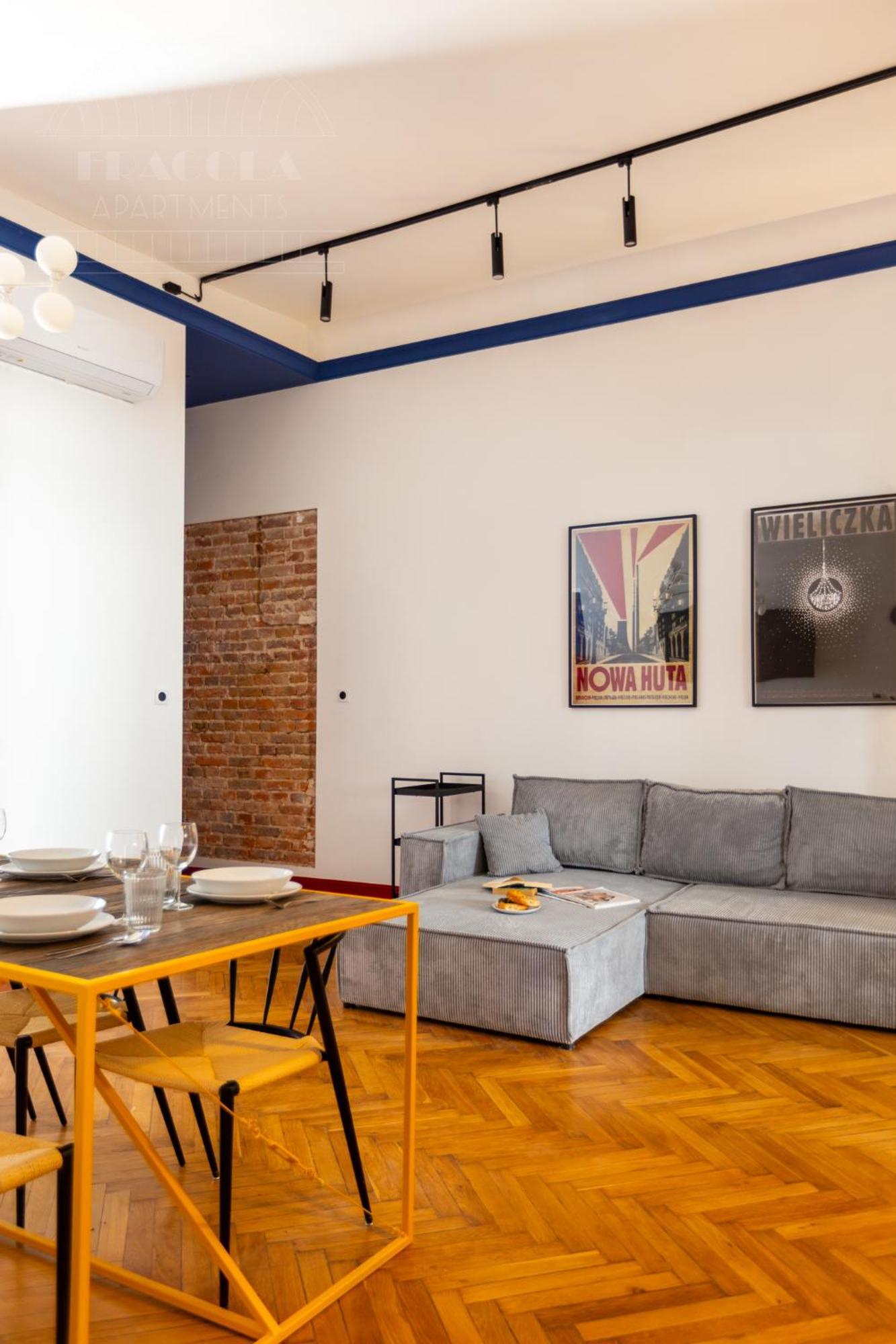 Spacious City Center Family Apartments Cracóvia Exterior foto