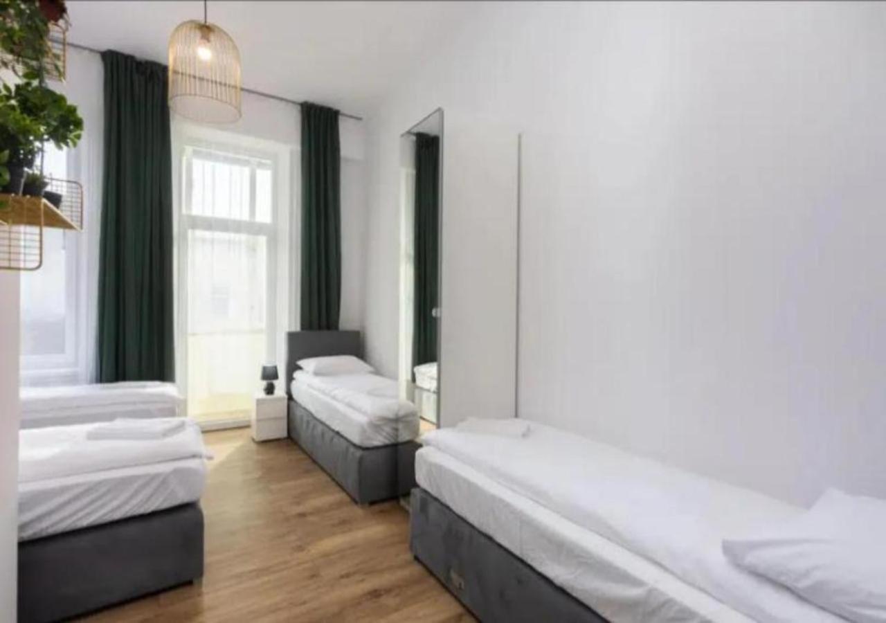 Spacious City Center Family Apartments Cracóvia Exterior foto